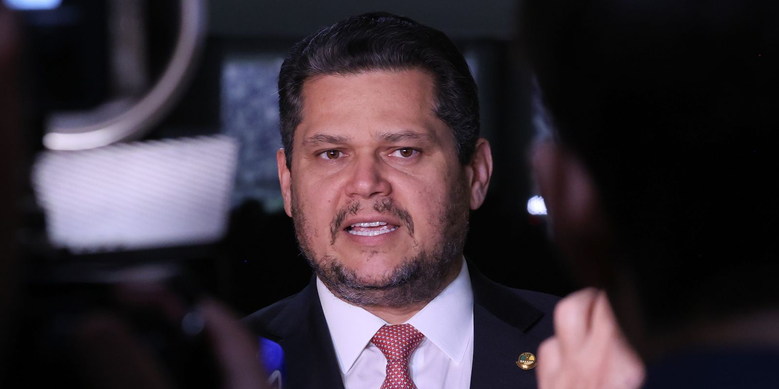 Alcolumbre marca para terça-feira votação da PEC da Segurança Pública