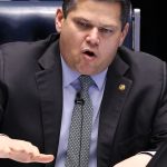 Alcolumbre promulga nesta sexta PEC que encerra escala 6x1