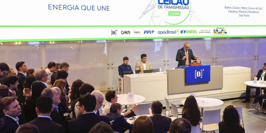 Aneel leiloa oito lotes de transmissão com R$ 8,9 bilhões em investimentos