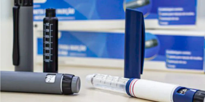Anvisa proíbe venda de insulina, tirzepatida e outros produtos irregulares