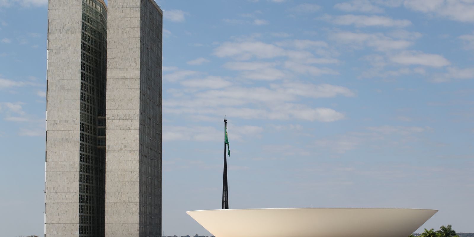 Câmara aprova aumento do limite de receita anual do MEI