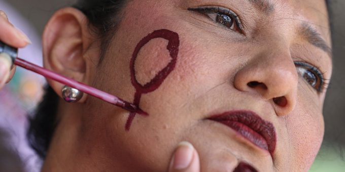Casos de violência política contra mulheres aumentam 11 vezes, diz TSE