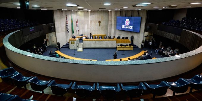Comissão da Câmara de SP analisa pedido de impeachment de Ricardo Nunes