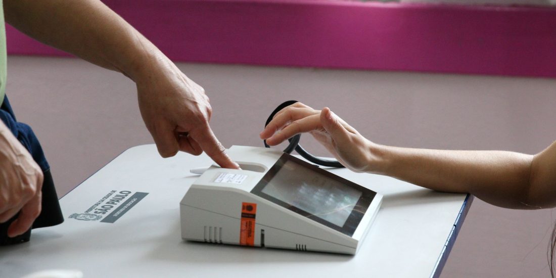 Eleitor sem biometria poderá votar no segundo turno das eleições