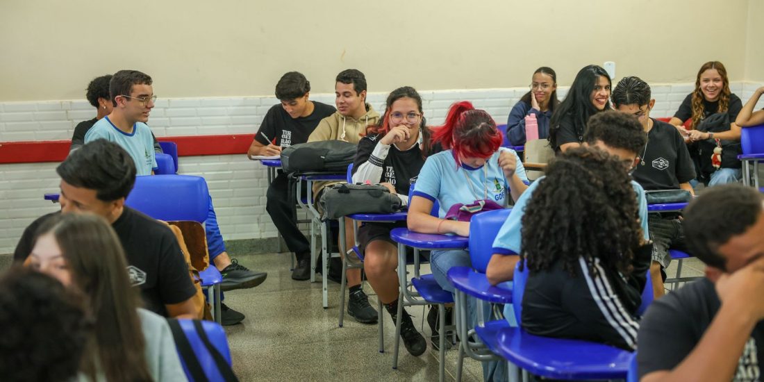 Enem 2026 entra na reta final com foco em revisão e simulados