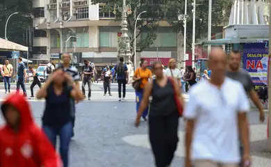 Fenaj critica formato e condução de debate eleitoral da TV Band