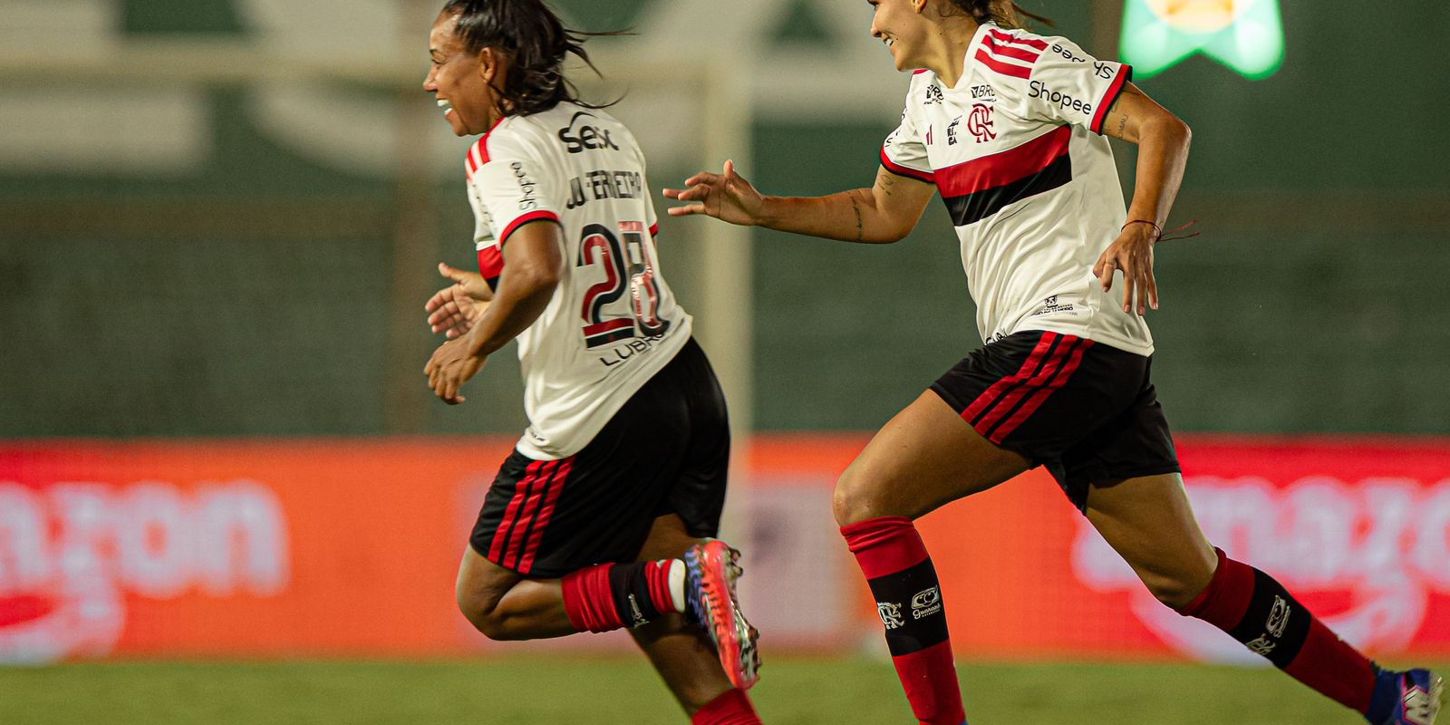 Flamengo vence Fluminense e avança às semifinais da Copa do Brasil Feminina