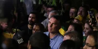 Flávio Bolsonaro condiciona liberação de sigilos a dados de Lula
