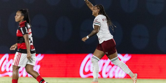 Fluminense vence Flamengo por 2 a 1 e fica perto da semifinal da Copa do Brasil Feminina