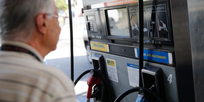 Governo estende por 30 dias subsídio de R$ 2,12 para o diesel