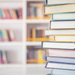 Interpretação de textos é principal estratégia para prova de Linguagens do Enem 2026