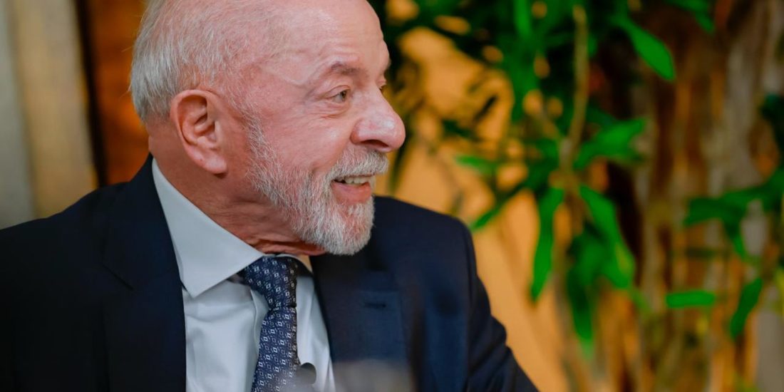 Lula diz que entregará ao TSE pedido para abrir sigilos dele e da família