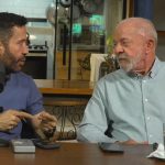 Lula participa de live com Janones e incentiva idosos a votar no segundo turno