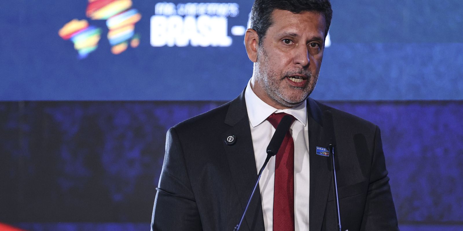 MEC pedirá à PF investigação de ameaças contra universidades nas redes sociais