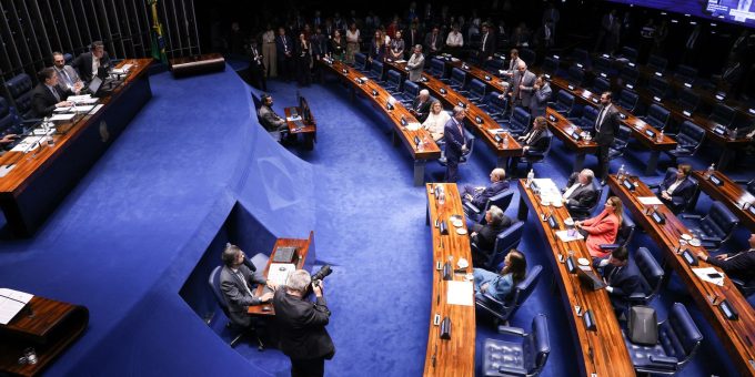 Senado aprova aumento do limite de receita e perdão de dívidas para MEIs