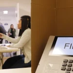 TRE-RJ alerta eleitores sobre mudança no local de votação em 20 municípios