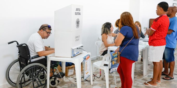TSE corrige informação e diz que 343 seções mudaram de local