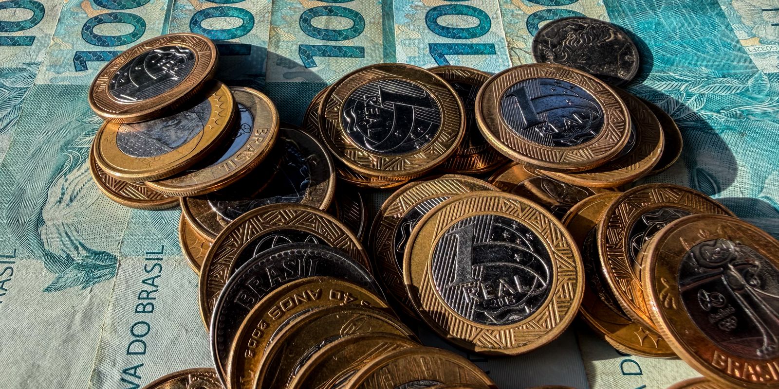 União paga R$ 244 milhões em dívidas de estados e município em setembro